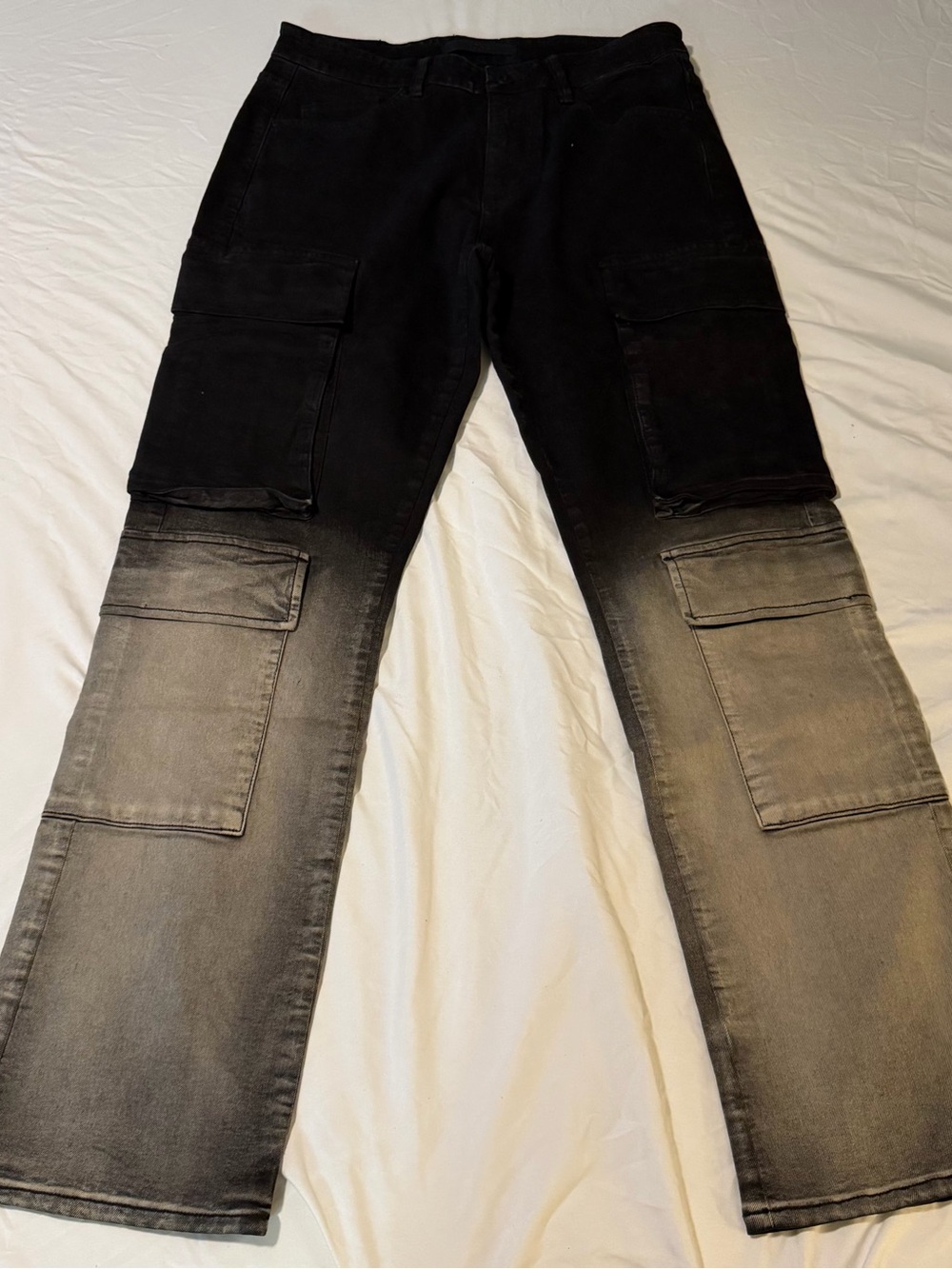Men's Black-to-Gray Fade Straight Cargo Jeans